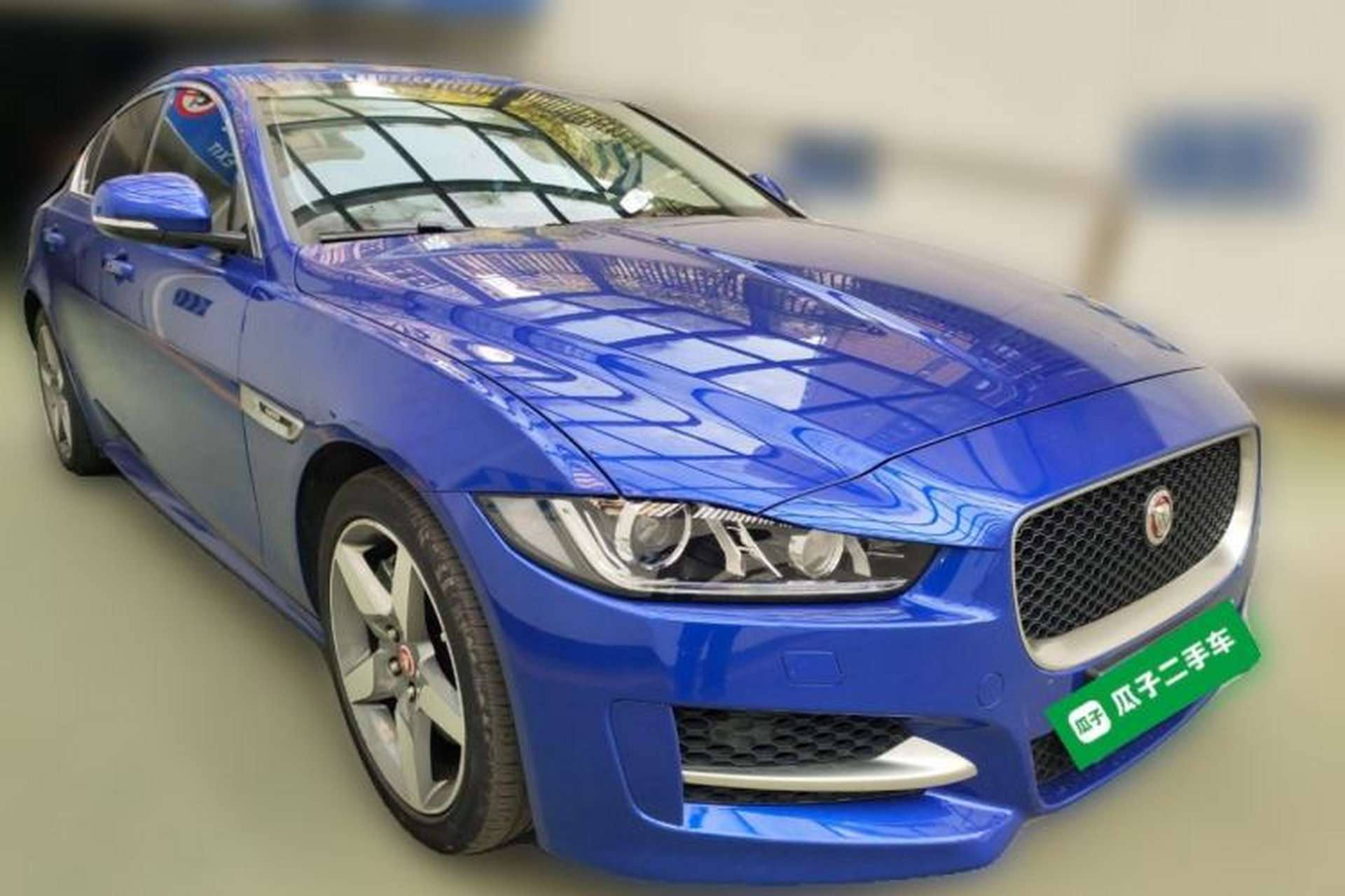 Used Jaguar XE 2017 2.0T 200 PS R-Sport Front Right 45 Deg