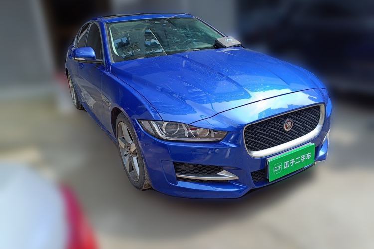 Used Jaguar XE 2017 2.0T 200 PS R-Sport Front Right 45 Deg