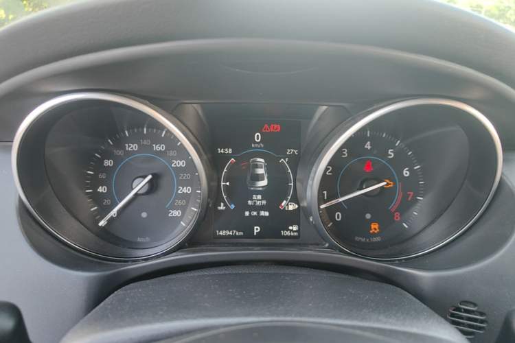 Used Jaguar XE 2017 2.0T 200 PS R-Sport Instrument Cluster