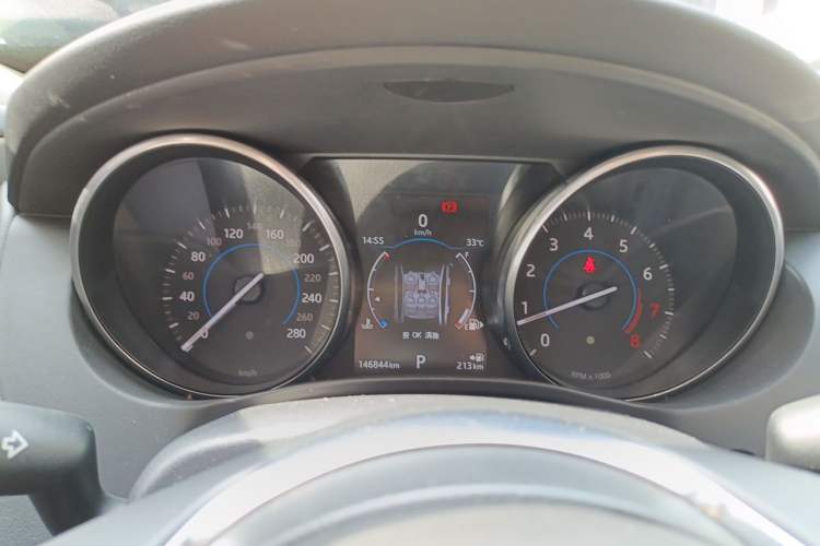 Used Jaguar XE 2017 2.0T 200 PS R-Sport Instrument Cluster