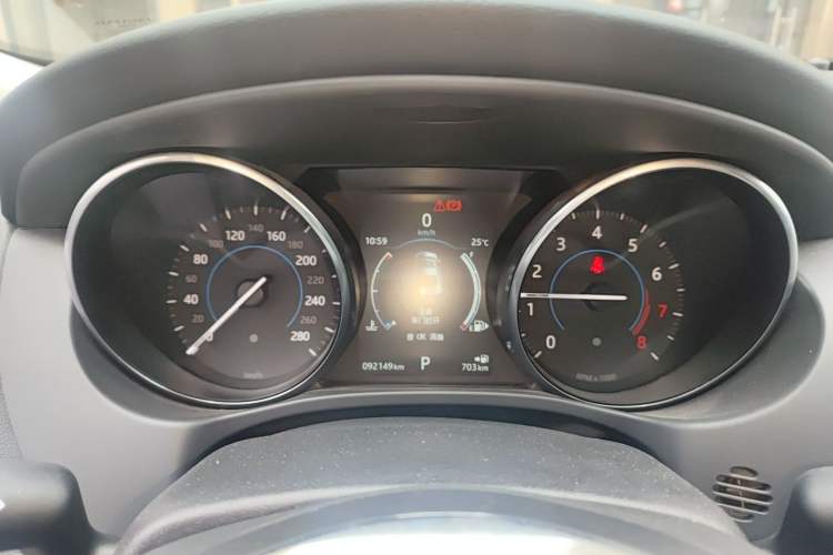 Used Jaguar XE 2017 2.0T 200 PS R-Sport Instrument Cluster