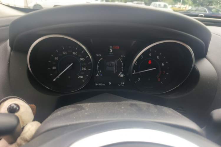 Used Jaguar XE 2017 2.0T 200 PS R-Sport Instrument Cluster