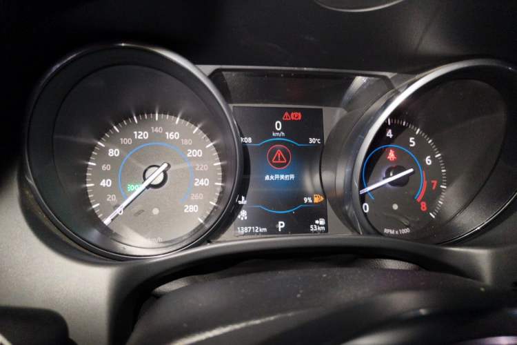Used Jaguar XE 2017 2.0T 200 PS R-Sport Instrument Cluster
