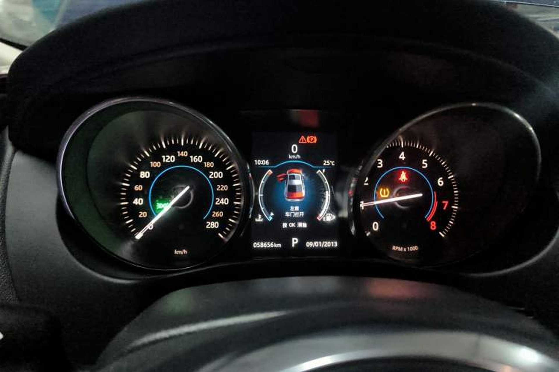 Used Jaguar XE 2017 2.0T 240 PS R-Sport Instrument Cluster