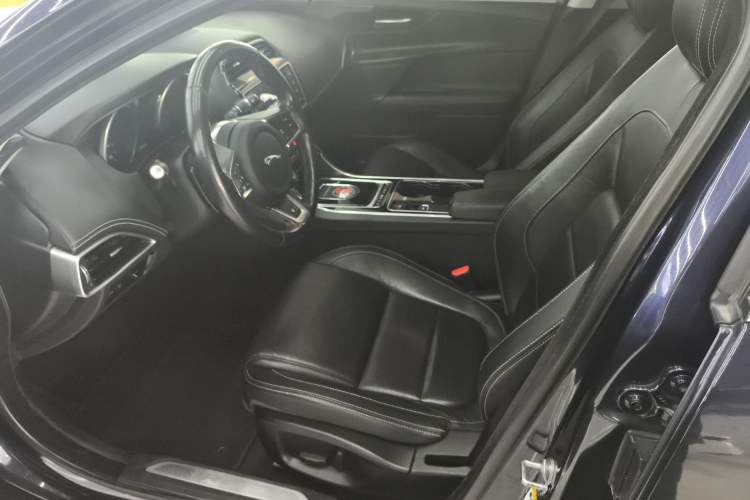 Used Jaguar XE 2017 2.0T 200 PS R-Sport Left Front Seat