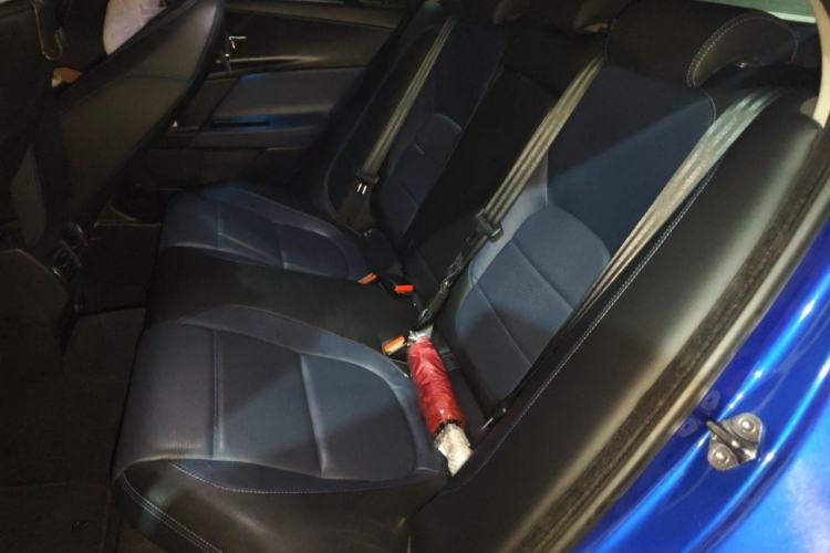 Used Jaguar XE 2017 2.0T 200 PS R-Sport Left Rear Seat