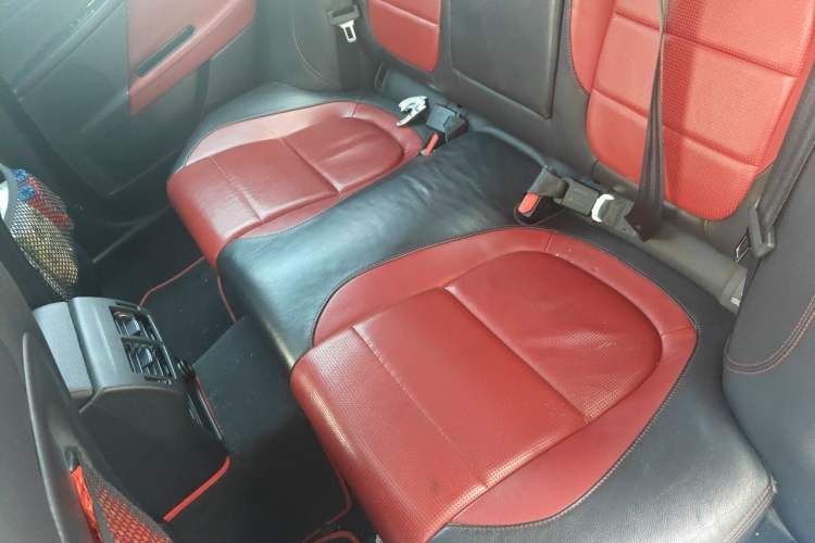 Used Jaguar XE 2017 2.0T 200 PS R-Sport Left Rear Seat