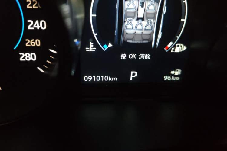 Used Jaguar XE 2017 2.0T 200 PS R-Sport Odometer Close Up