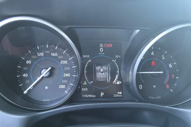 Used Jaguar XE 2017 2.0T 200 PS R-Sport Odometer Close Up