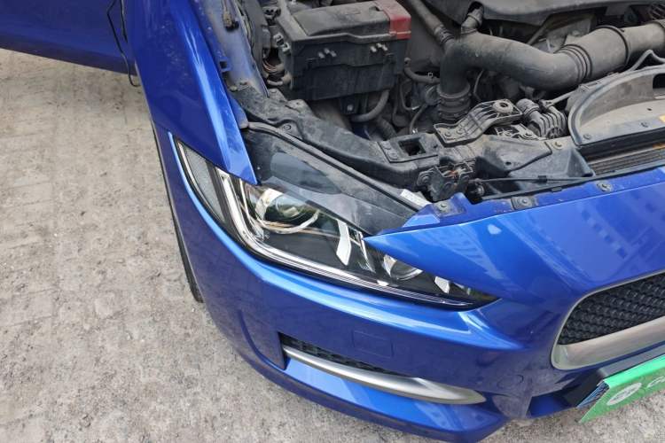 Used Jaguar XE 2017 2.0T 200 PS R-Sport Right Front Headlight
