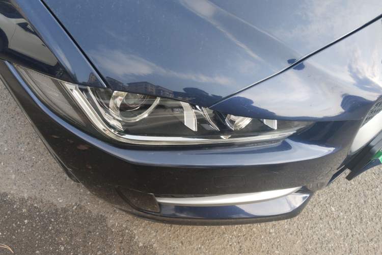 Used Jaguar XE 2017 2.0T 200 PS R-Sport Right Front Headlight