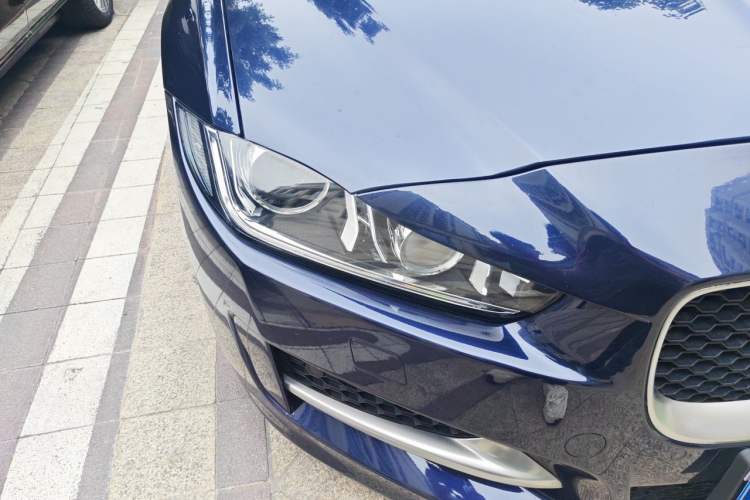 Used Jaguar XE 2017 2.0T 200 PS R-Sport Right Front Headlight
