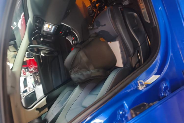 Used Jaguar XE 2017 2.0T 200 PS R-Sport Right Front Seat