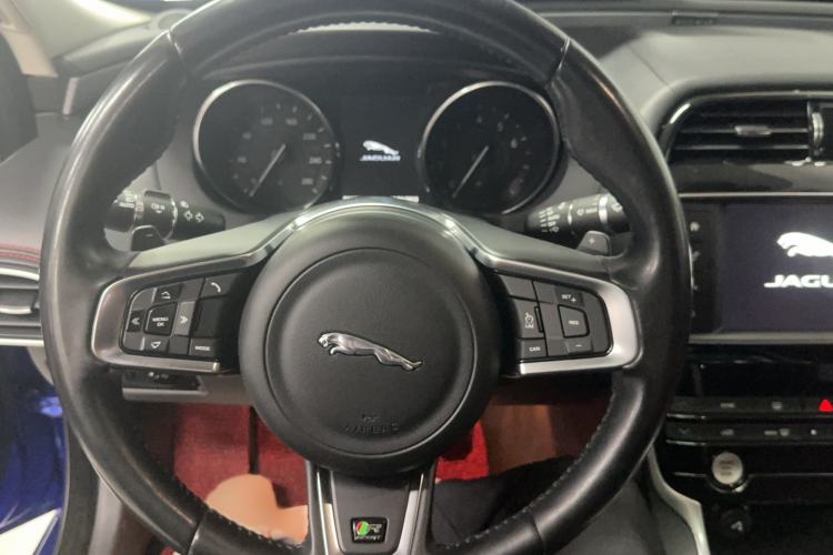 Used Jaguar XE 2017 2.0T 200 PS R-Sport Steering Wheel