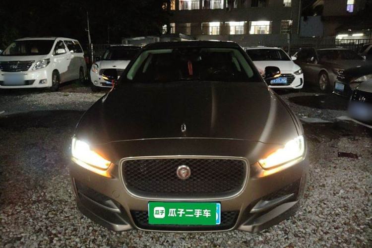 Used Jaguar XE 2017 2.0T 200 PS R-Sport Exterior 1