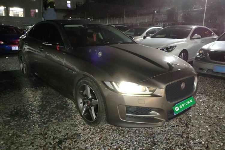 Used Jaguar XE 2017 2.0T 200 PS R-Sport Exterior 2