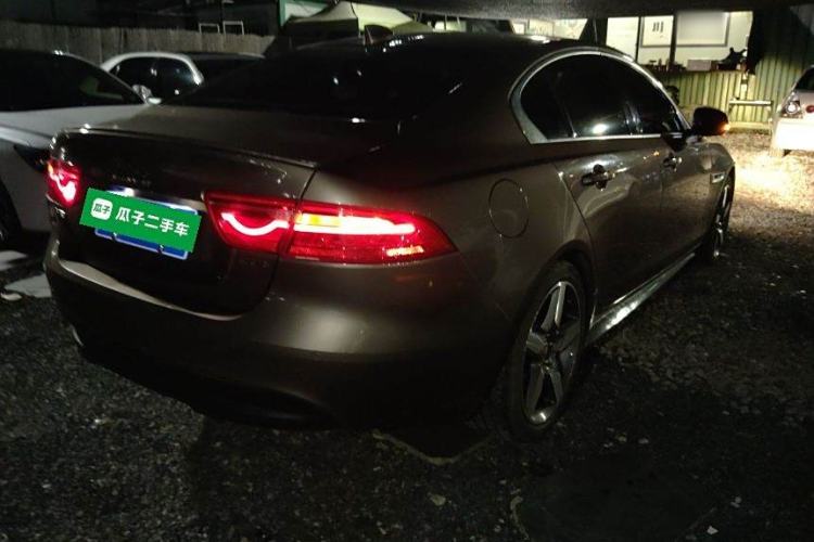 Used Jaguar XE 2017 2.0T 200 PS R-Sport Exterior 5