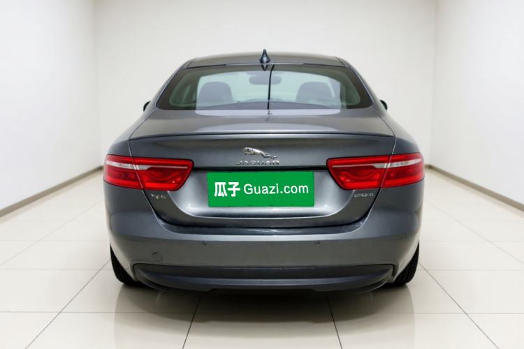 Used Jaguar XE 2017 2.0T 200 PS R-Sport Exterior 4