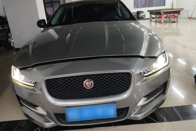 Used Jaguar XE 2017 2.0T 200 PS R-Sport Front
