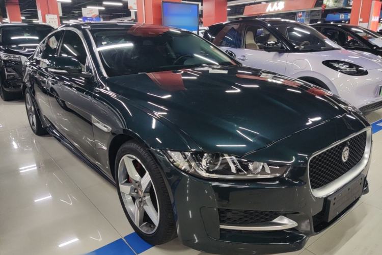 Used Jaguar XE 2017 2.0T 200 PS R-Sport Exterior 1