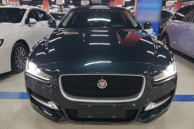Used Jaguar XE 2017 2.0T 200 PS R-Sport Front