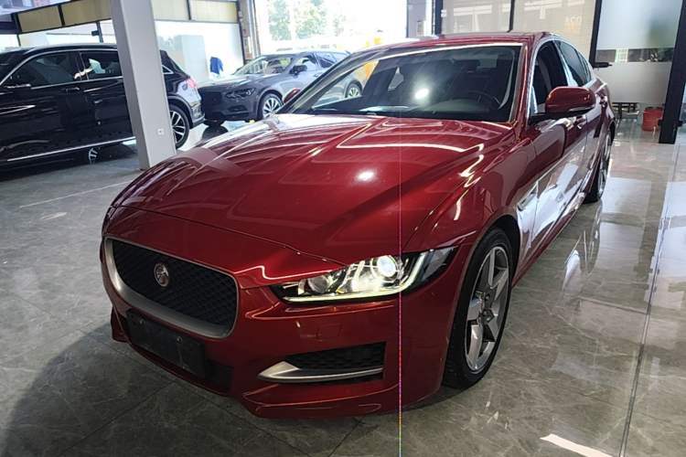 Used Jaguar XE 2017 2.0T 200 PS R-Sport Guazi used car, China used car export, Used car for sale, Used cars, Cheapest cars for sale