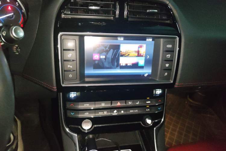 Used Jaguar XE 2017 2.0T 200 PS R-Sport Audio And AC Panel