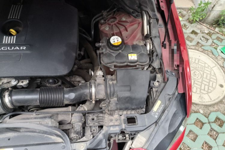 Used Jaguar XE 2017 2.0T 200 PS R-Sport Engine Bay Left