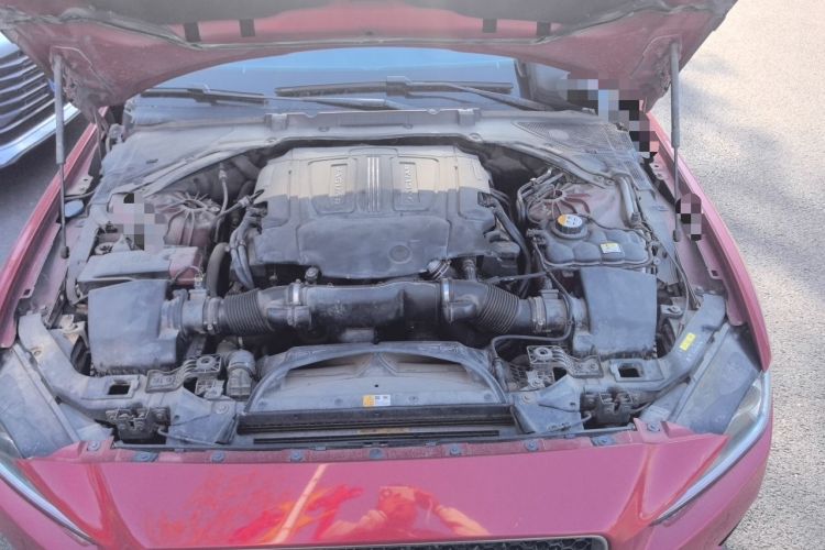 Used Jaguar XE 2017 3.0 SC 340 PS S Engine Bay