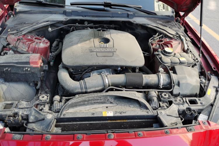 Used Jaguar XE 2017 2.0T 200 PS R-Sport Engine Bay