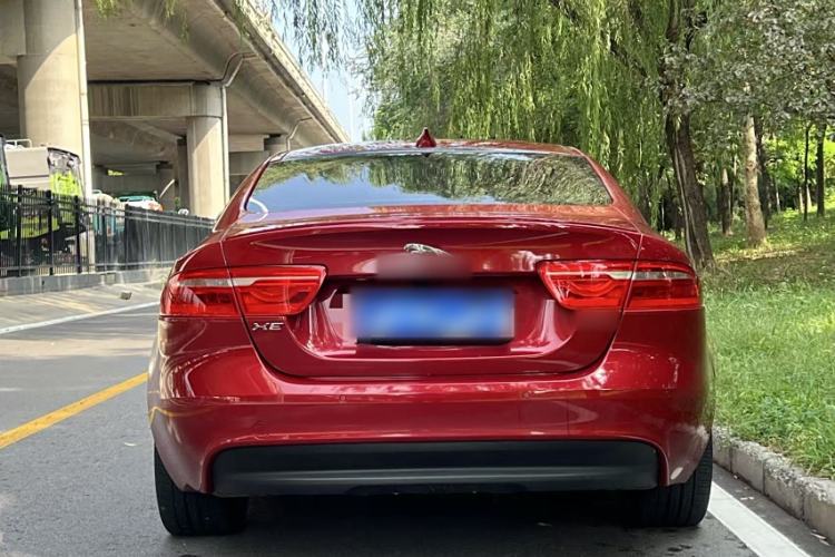 Used Jaguar XE 2017 2.0T 200 PS R-Sport Exterior 1