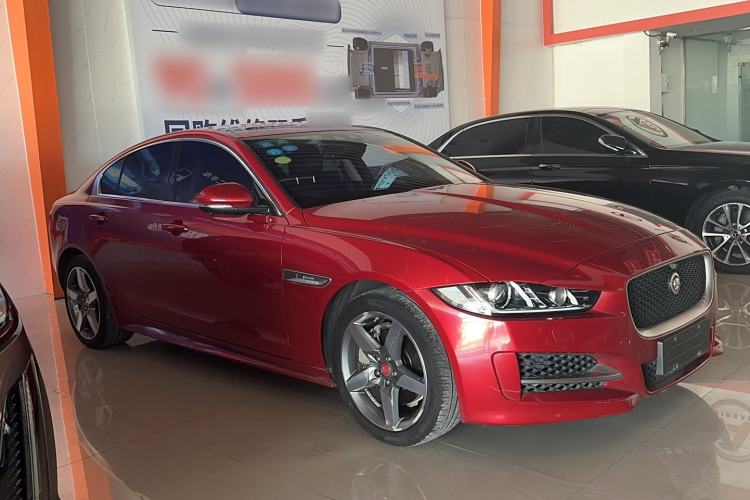 Used Jaguar XE 2017 2.0T 200 PS R-Sport Exterior 2
