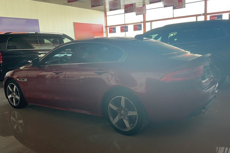 Used Jaguar XE 2017 2.0T 200 PS R-Sport Exterior 5