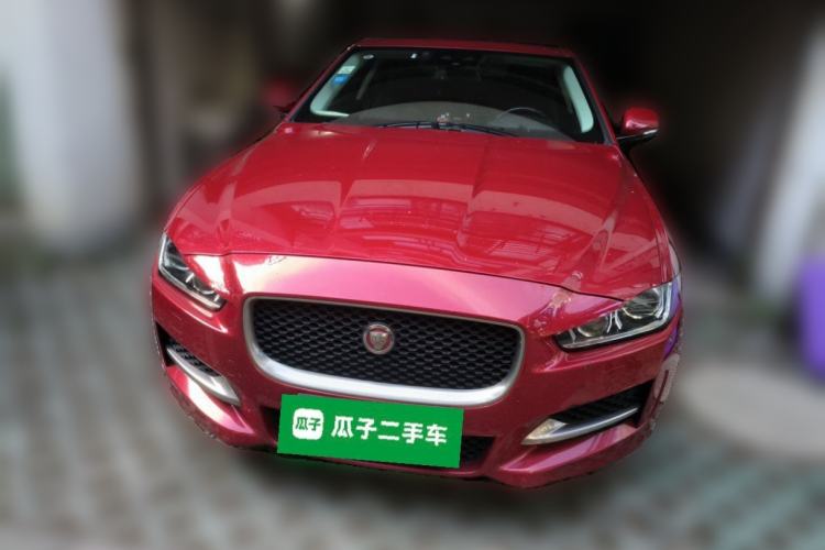 Used Jaguar XE 2017 2.0T 200 PS R-Sport Front