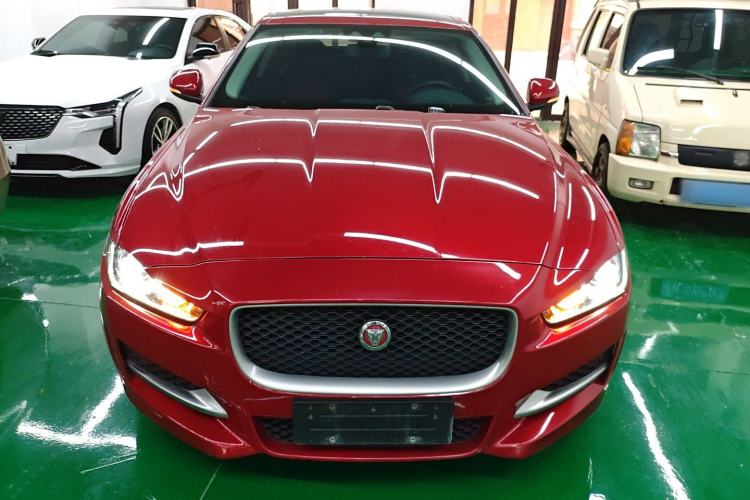 Used Jaguar XE 2017 2.0T 200 PS R-Sport Front