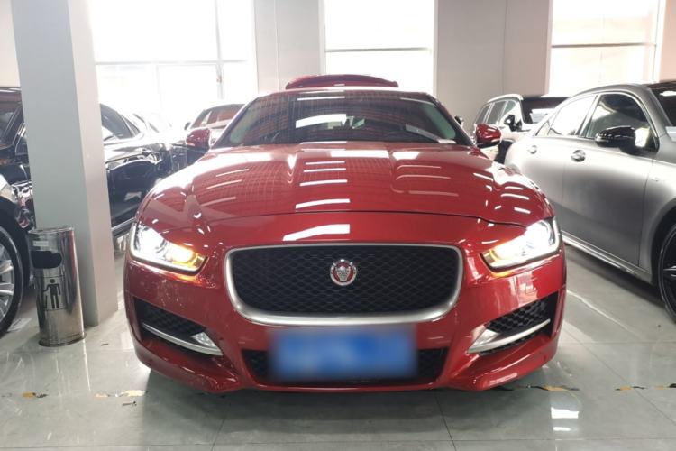 Used Jaguar XE 2017 2.0T 200 PS R-Sport Front