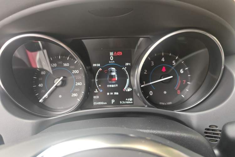 Used Jaguar XE 2017 2.0T 200 PS R-Sport Instrument Cluster
