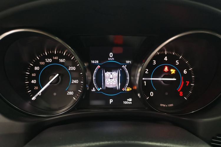 Used Jaguar XE 2017 2.0T 200 PS R-Sport Instrument Cluster