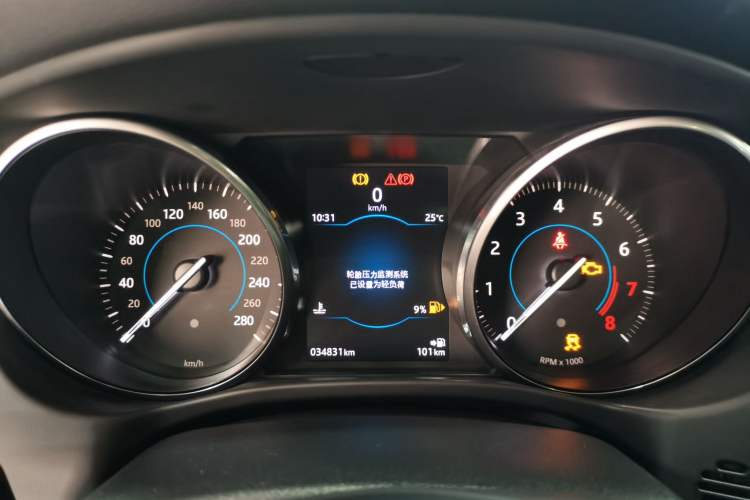 Used Jaguar XE 2017 2.0T 200 PS R-Sport Instrument Cluster
