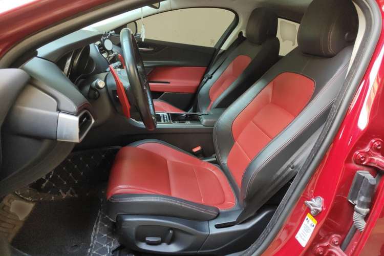 Used Jaguar XE 2017 2.0T 200 PS R-Sport Left Front Seat