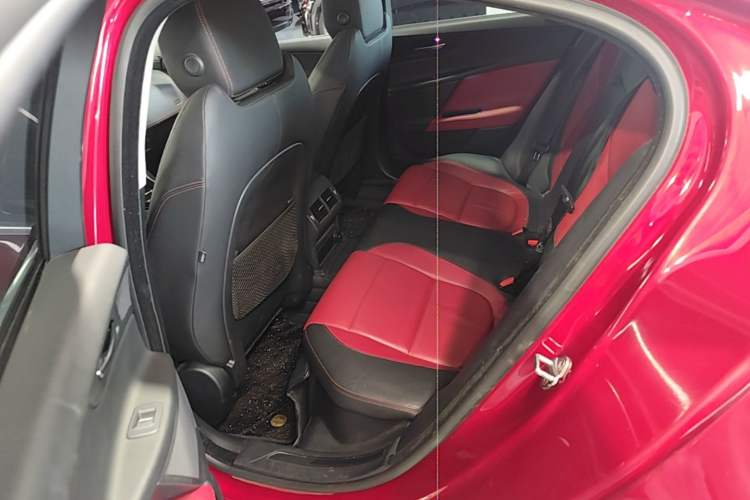 Used Jaguar XE 2017 2.0T 200 PS R-Sport Left Rear Seat