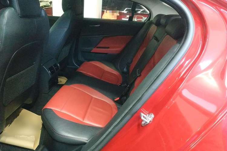 Used Jaguar XE 2017 2.0T 200 PS R-Sport Left Rear Seat