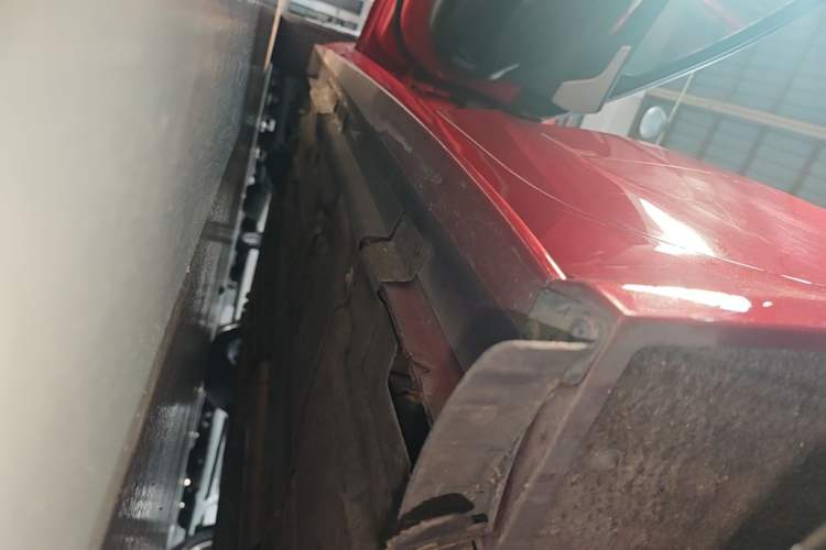 Used Jaguar XE 2017 2.0T 200 PS R-Sport Left Side Sill