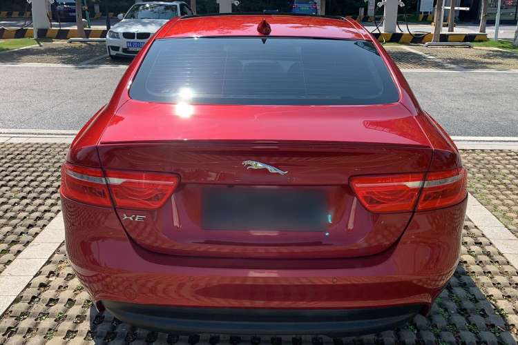 Used Jaguar XE 2017 2.0T 200 PS R-Sport Rear