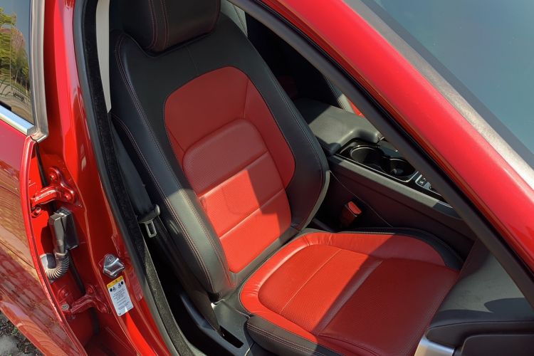 Used Jaguar XE 2017 2.0T 200 PS R-Sport Right Front Seat