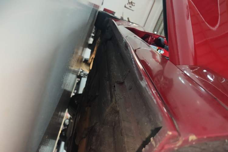 Used Jaguar XE 2017 2.0T 200 PS R-Sport Right Side Sill