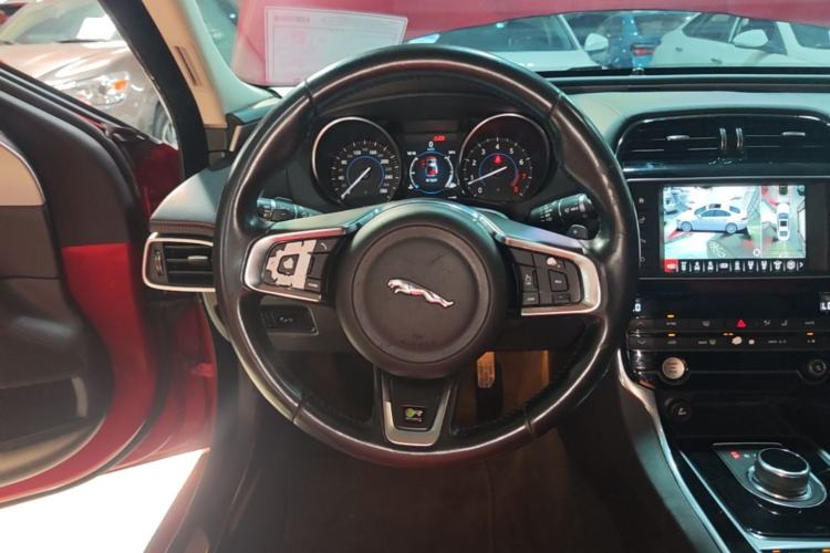 Used Jaguar XE 2017 2.0T 200 PS R-Sport Steering Wheel