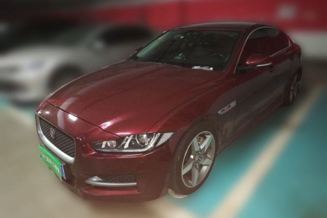 Ojetý Jaguar XE 2017 2.0T 200 PS R-Sport