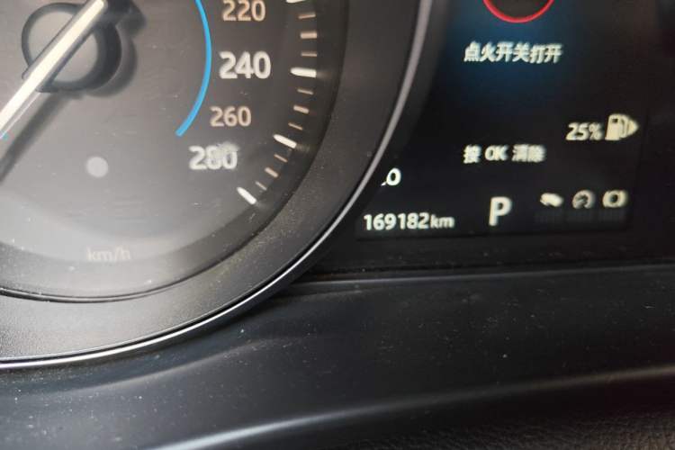 Used Jaguar XE 2017 2.0T 200 PS R-Sport Odometer Close Up