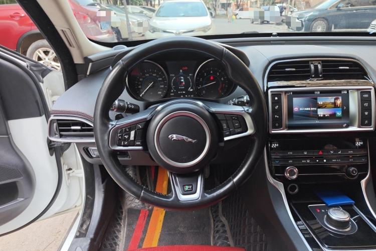 Used Jaguar XE 2017 2.0T 200 PS R-Sport Steering Wheel